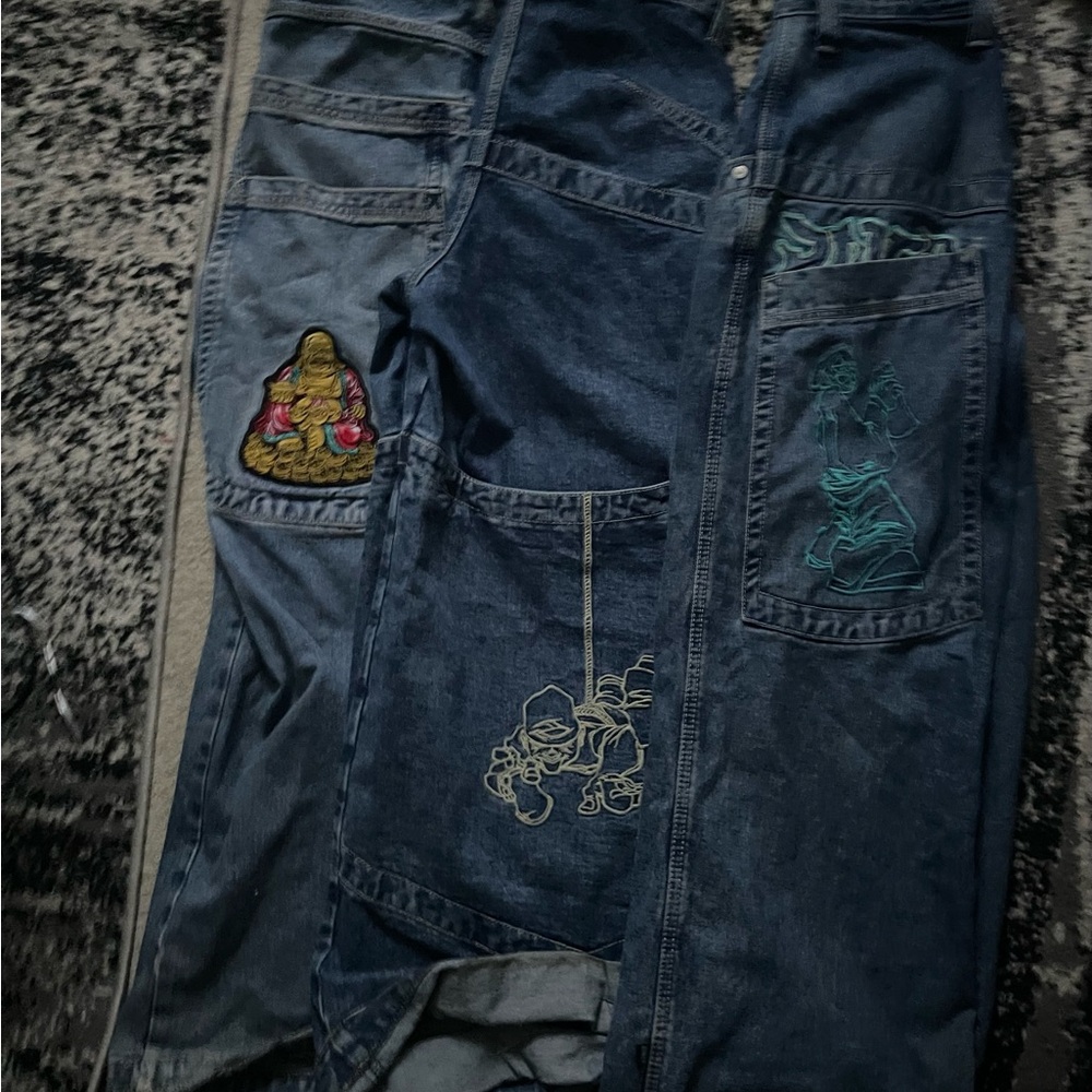 JNCO Buddha Hangin and Artistical Uprisings